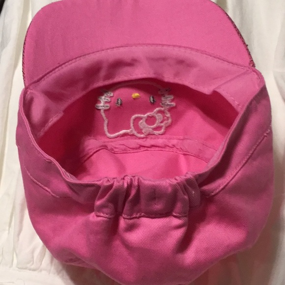 Hello Kitty pink like new hat - Picture 3 of 3